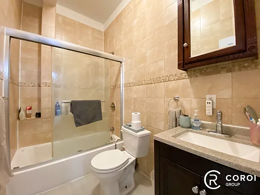 Rented by Coroi Corp | media 12