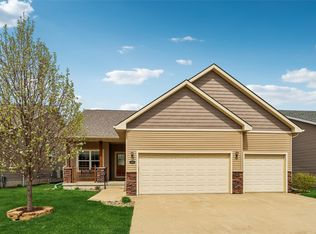 13005 Greenbelt Dr, Urbandale, IA 50323