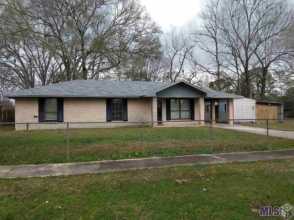 1st image of 912 Paola Dr