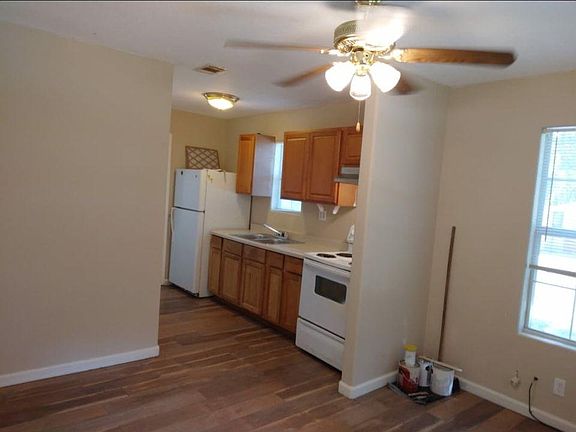 3rd image of 4315 8th St #B