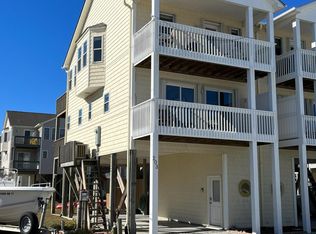 203 Pinellas Bay Dr, North Topsail Beach, NC 28460