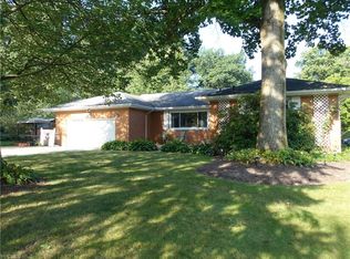 707 Senn Dr, Tallmadge, OH