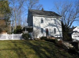 26 Taylor St, Stamford, CT 06902