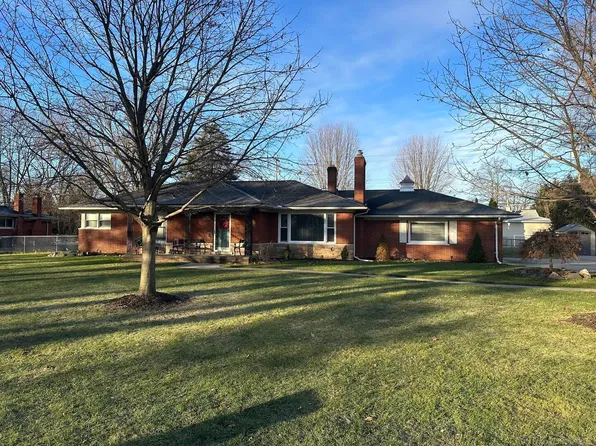 38809 Union Lake Rd, Clinton Township, MI 48036