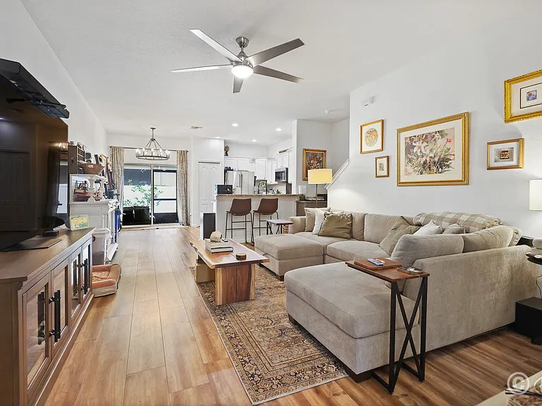 2709 Isabella Valley Ct — Photo 3