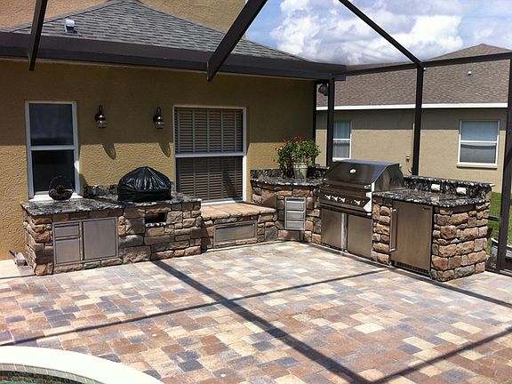 4th image of 12920 Castlemaine Dr