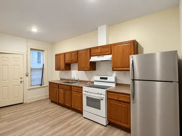 214 Willis Ave Unit 1, Mineola, NY 11501