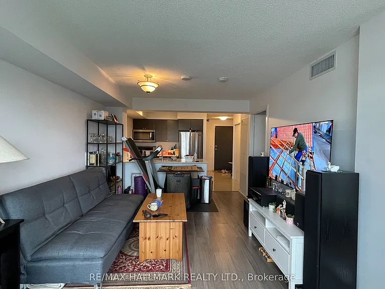 8 Trent Ave #615 — Photo 14