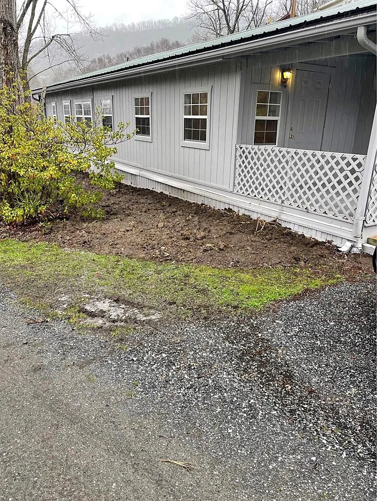 3 bed, 2.0 bath, $2,000 — Photo 1