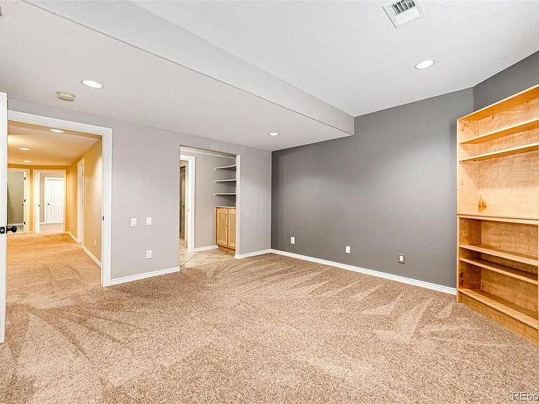 7194 Tenby Way — Photo 35