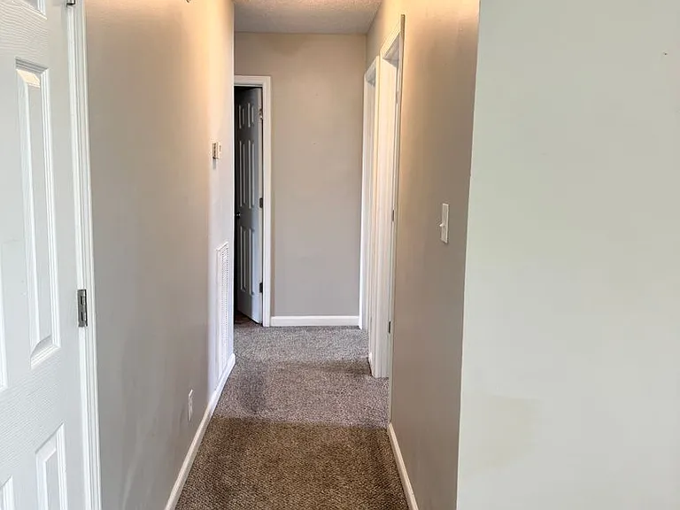 1200 Carol Dr — Photo 8
