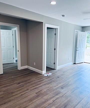 2nd image of 1112 41st Ave #2
