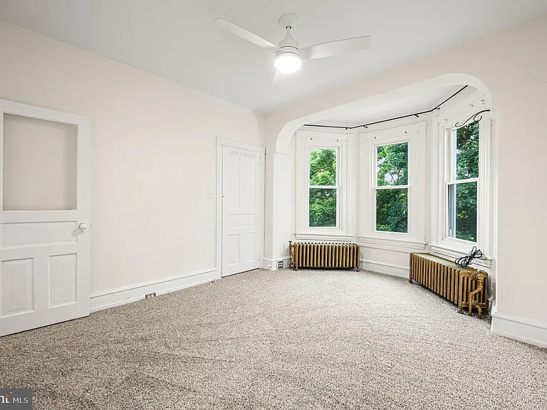 3740 Manayunk Ave — Photo 18