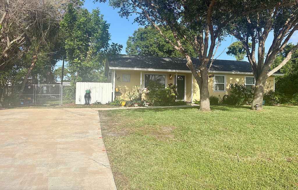 4702 Myrtle Dr - Property Image