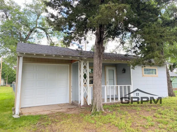 1410 N Forrest St, Hutchinson, KS 67501