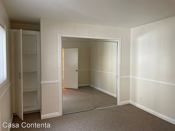 3rd image of 1321 N Las Palmas Ave #215