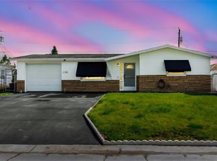 1548 Landau St, Holiday, FL 34690