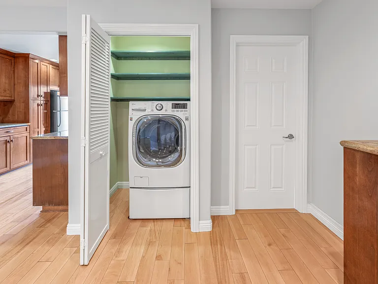 310 Olive Ave #6 — Photo 6
