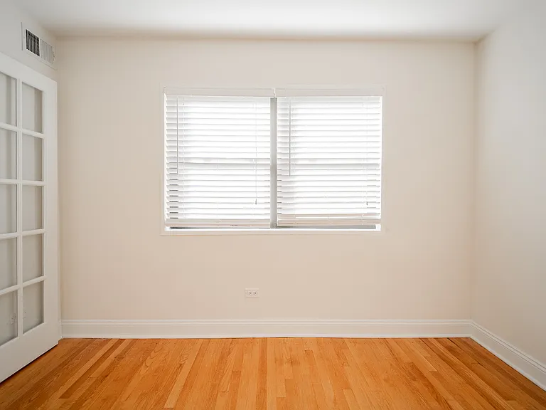 Dining Room - #305