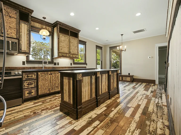 185 W Moreno St — Photo 22