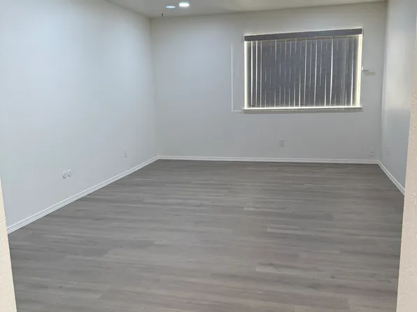 1816 Father Sky St NE APT A, Albuquerque, NM 87112