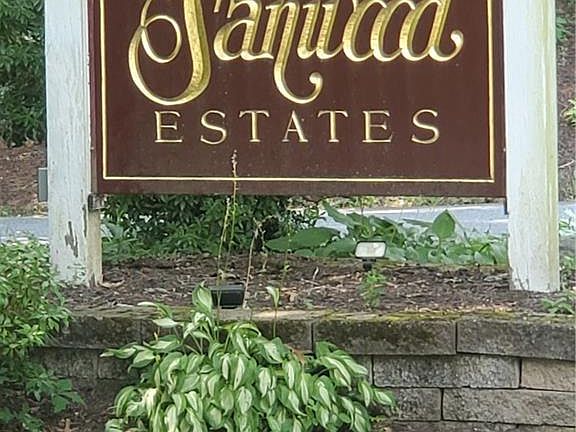 3rd image of 15 Sanwood Dr
