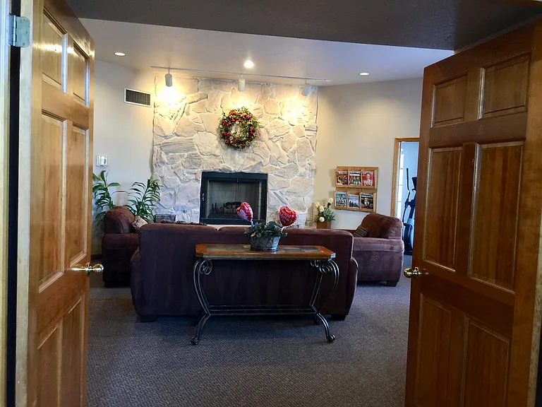 9151 W Greenway Rd #2B — Photo 28