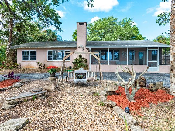 2nd image of 1721 Rockledge Dr