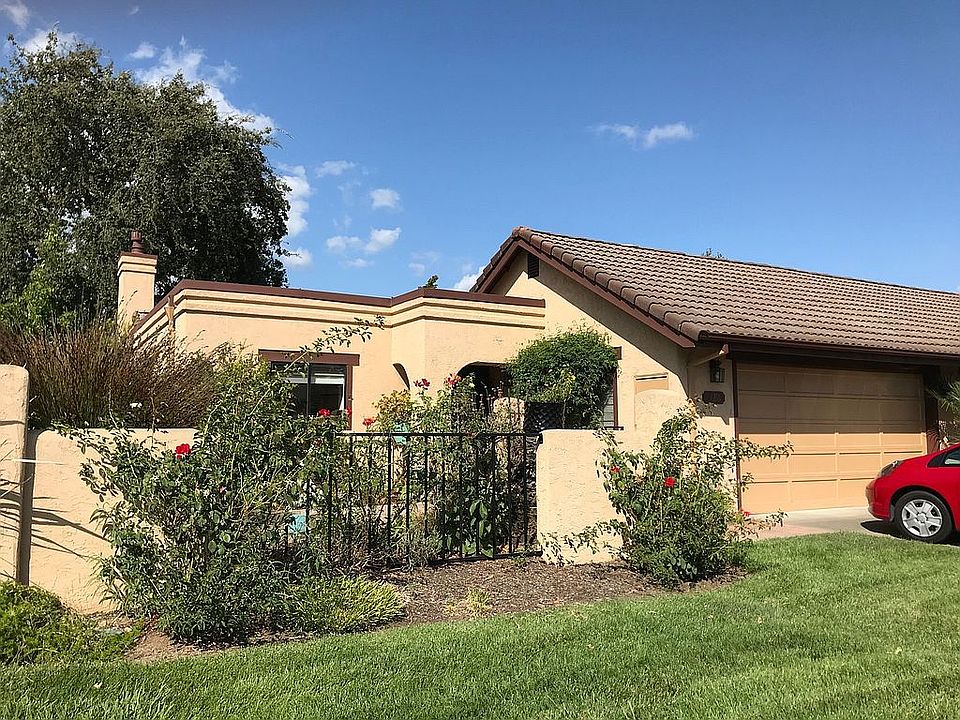 1st image of 486 La Quinta Ln