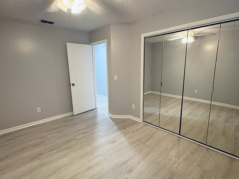 8728 Jasmine Pond Dr — Photo 2