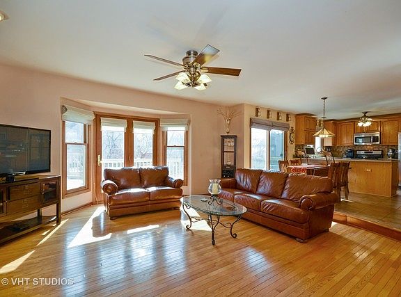 5th image of 736 Ozier Dr