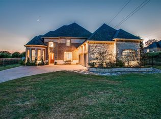 7301 Cabot Estates Dr, Mansfield, TX 76063