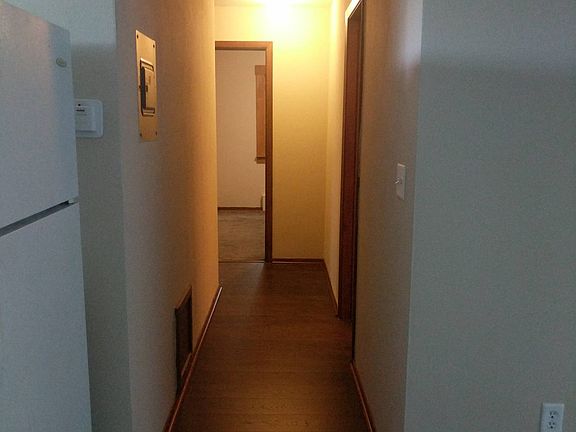 3rd image of 1560 Willis Ave APT 2B