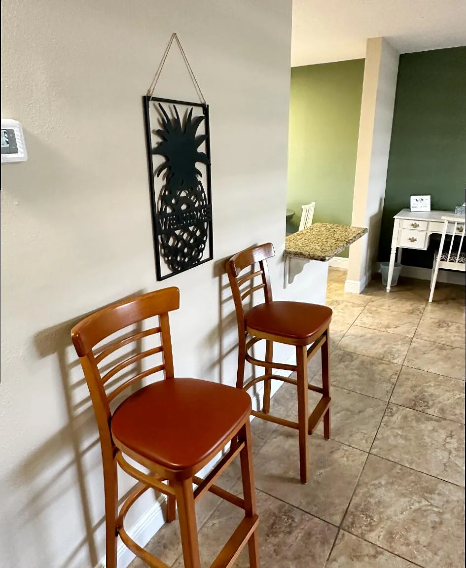 2 bed, 1.0 bath, 1100 sqft, $2,495 — Photo 4