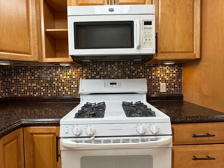 Gas Range and Microwave