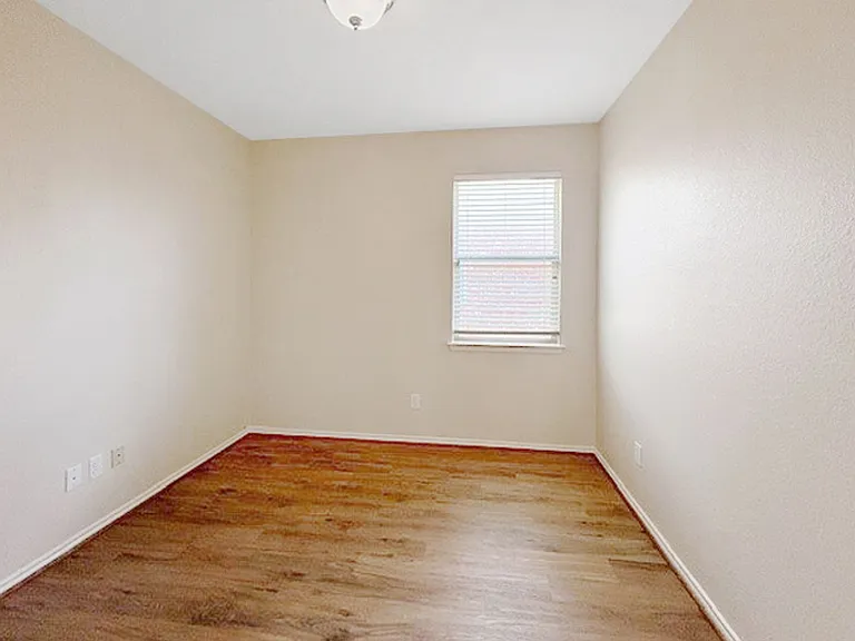 9716 Minton Dr — Photo 19