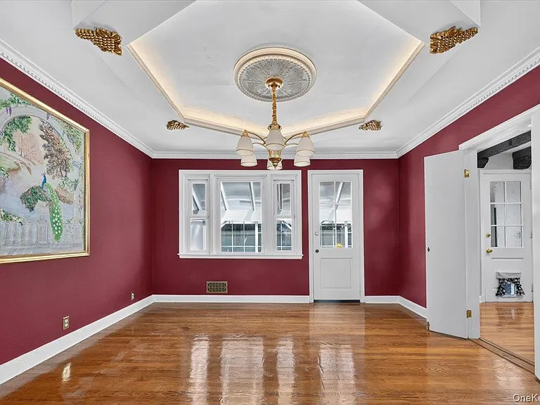 1155 Webster Ave — Photo 7
