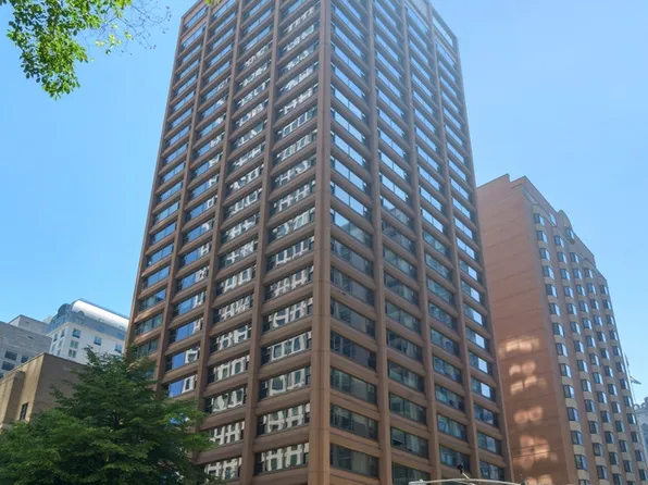 247 E Chestnut St APT 602, Chicago, IL 60611
