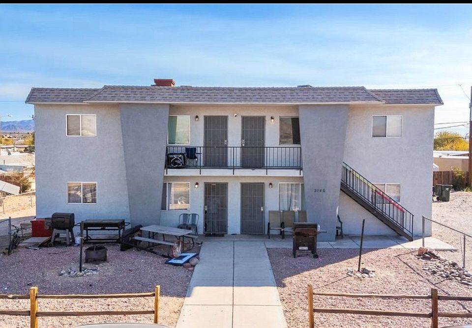 1st image of 2140 Riviera Blvd #4