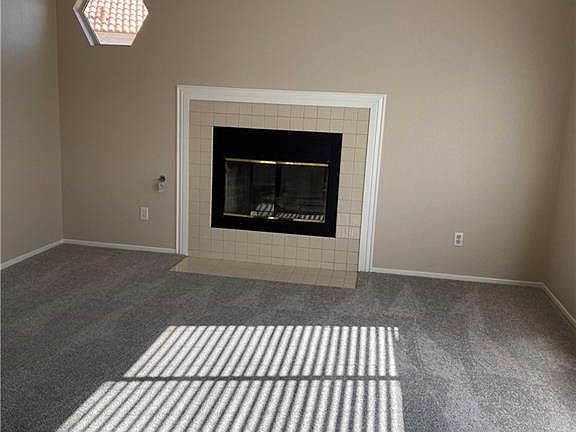2nd image of 1400 Canyon Rose Way