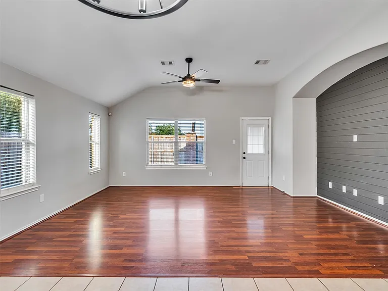 3417 Cypress Village Dr — Photo 16