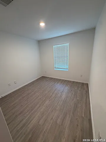 4 bed, 2.0 bath, 1668 sqft, $2,050 — Photo 4