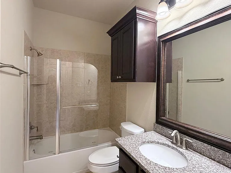 5423 Lachlan Springs Ln — Photo 30