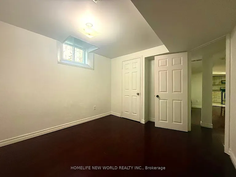 84 James Edward Dr #BASEMENT — Photo 8