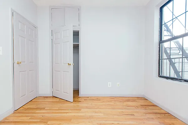 Rented by Nooklyn NYC LLC | media 22