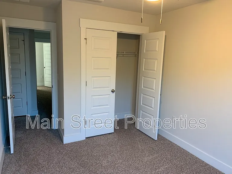 1524 Farragut Way — Photo 14