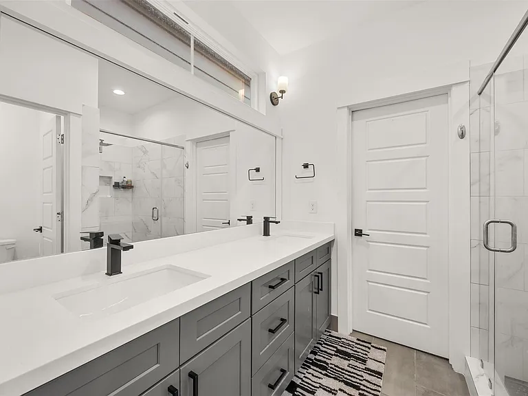 2056 Johanna Dr #D — Photo 18