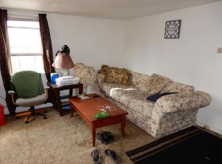 153 Croll Rd #B, Valley Falls, NY 12185