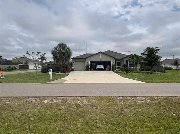 317 SW 26th Ave, Cape Coral, FL 33991