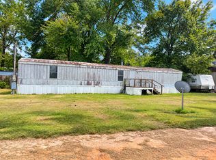 120 Pine Cir #E3, Ellaville, GA 31806